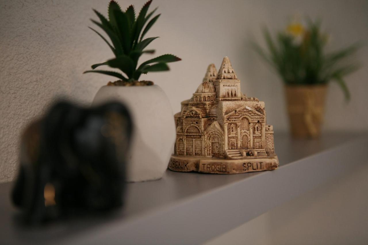Apartments Old Town トロギール エクステリア 写真